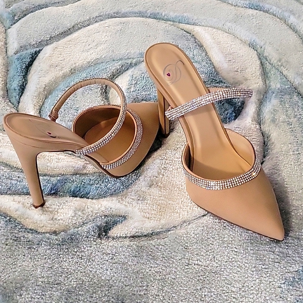 High heel shoes